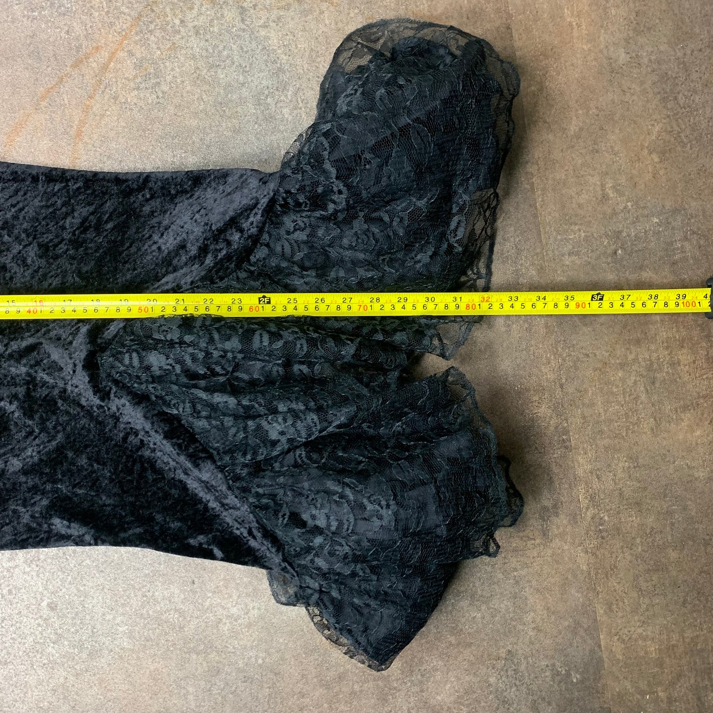 Tripp NYC 90s black velvet maxi skirt (S)
