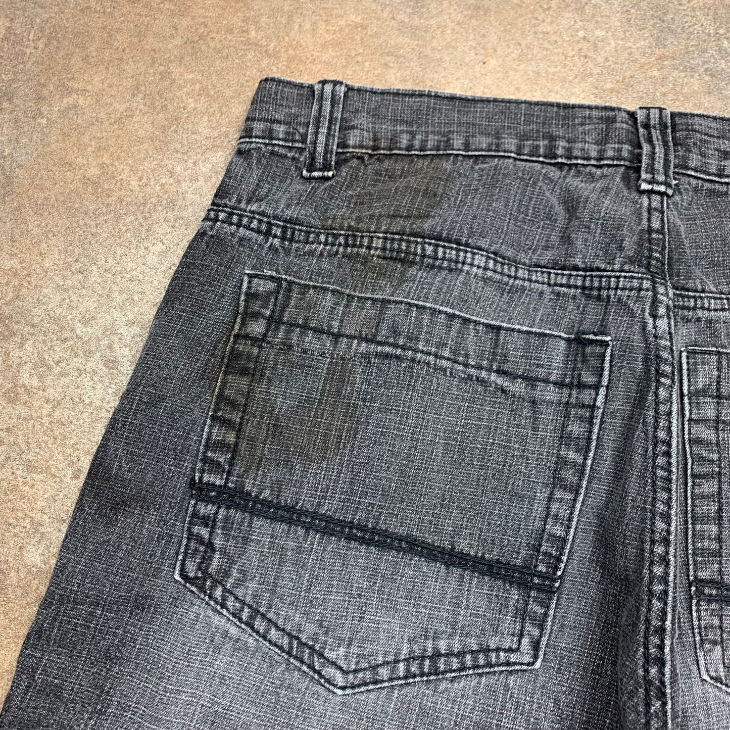 Southpole 00s black grey baggy jorts