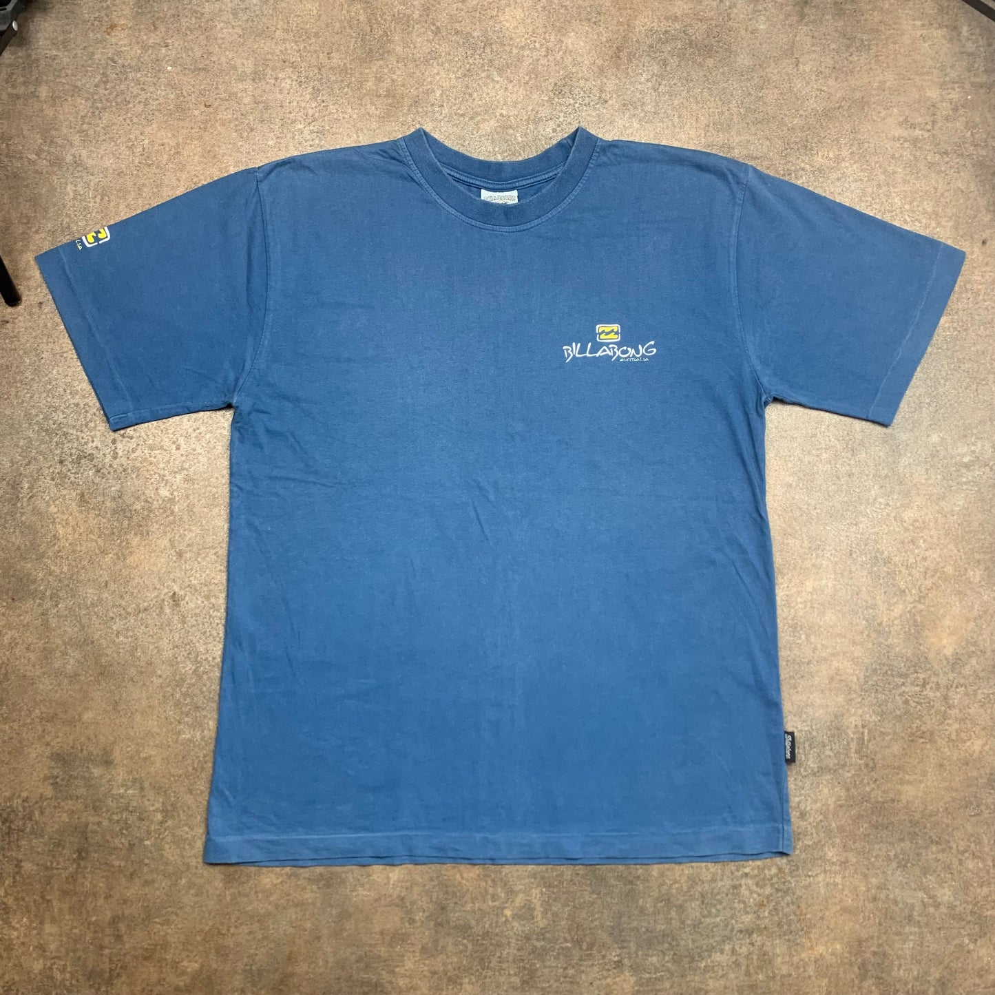 Billabong Australia 90s blue graphic tee
