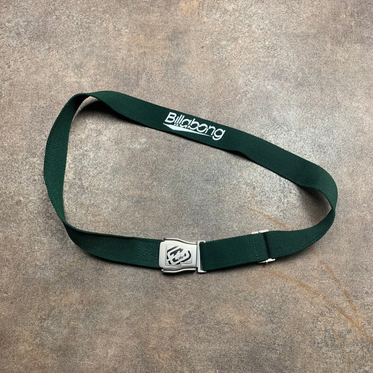 Billabong 00s green graphic belt