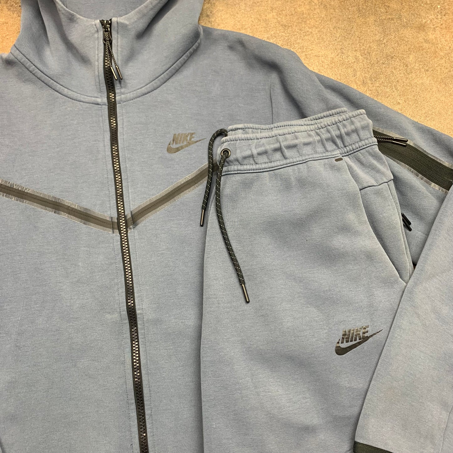 Nike blue Tech Fleece set