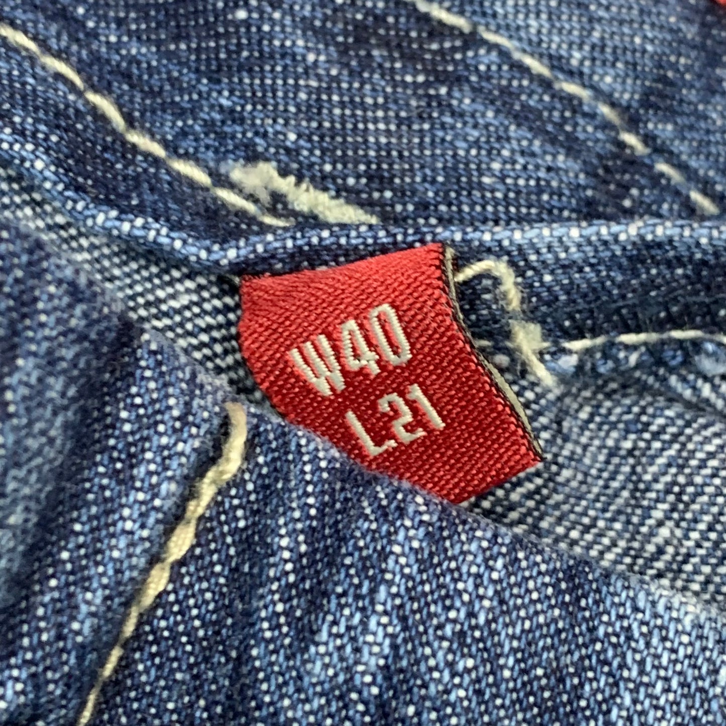 Mint Denim 00s baggy navy velcro jorts
