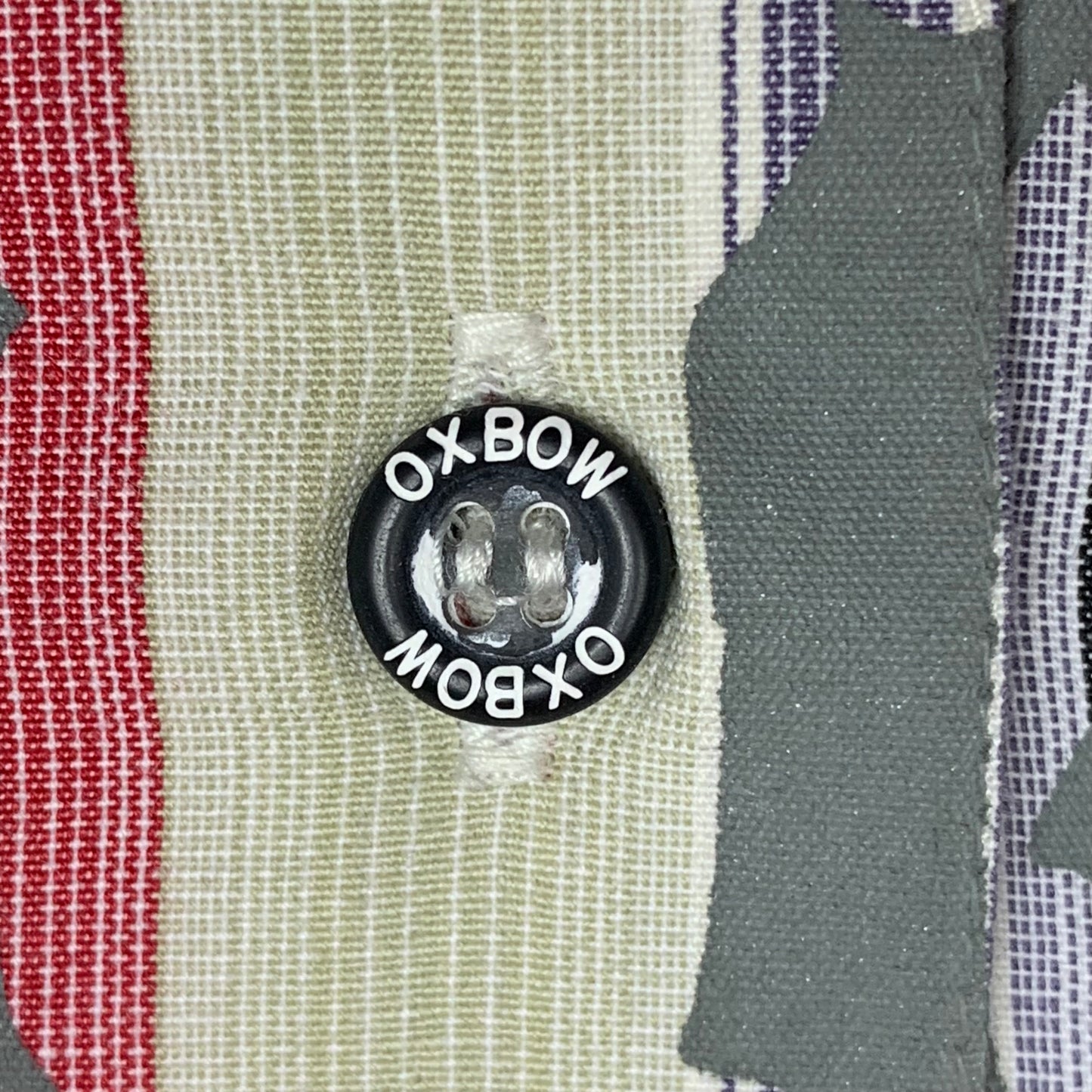 Oxbow 00s deadstock graphic button shirt