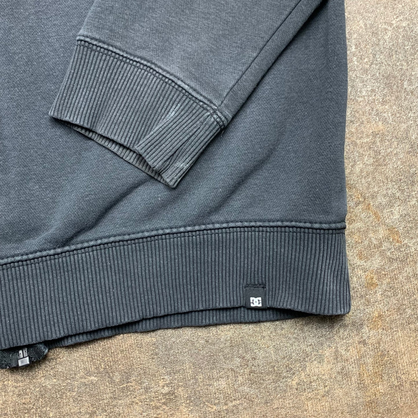 DC Shoes 00s graphic zip hoodie