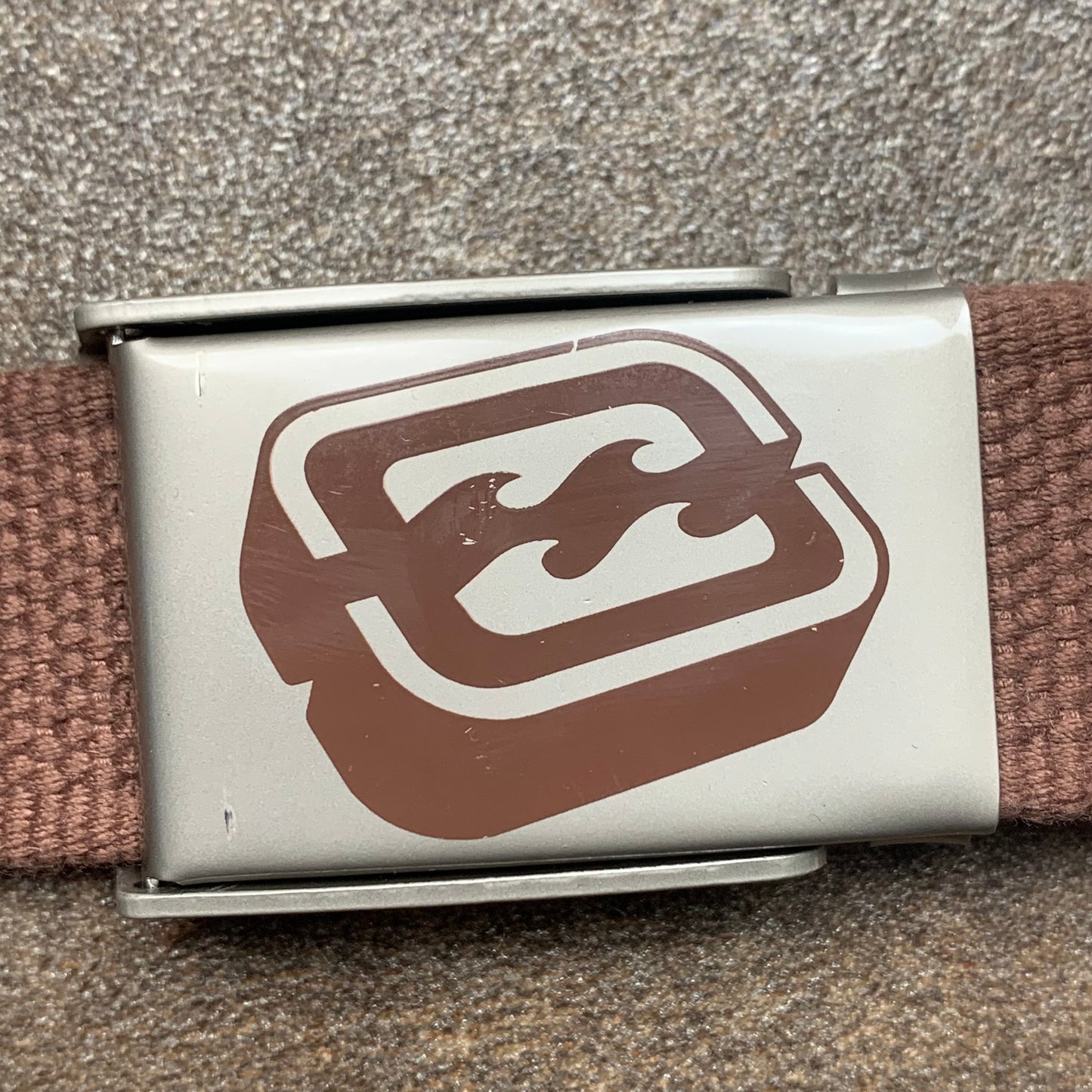 Billabong 00s brown webbed belt