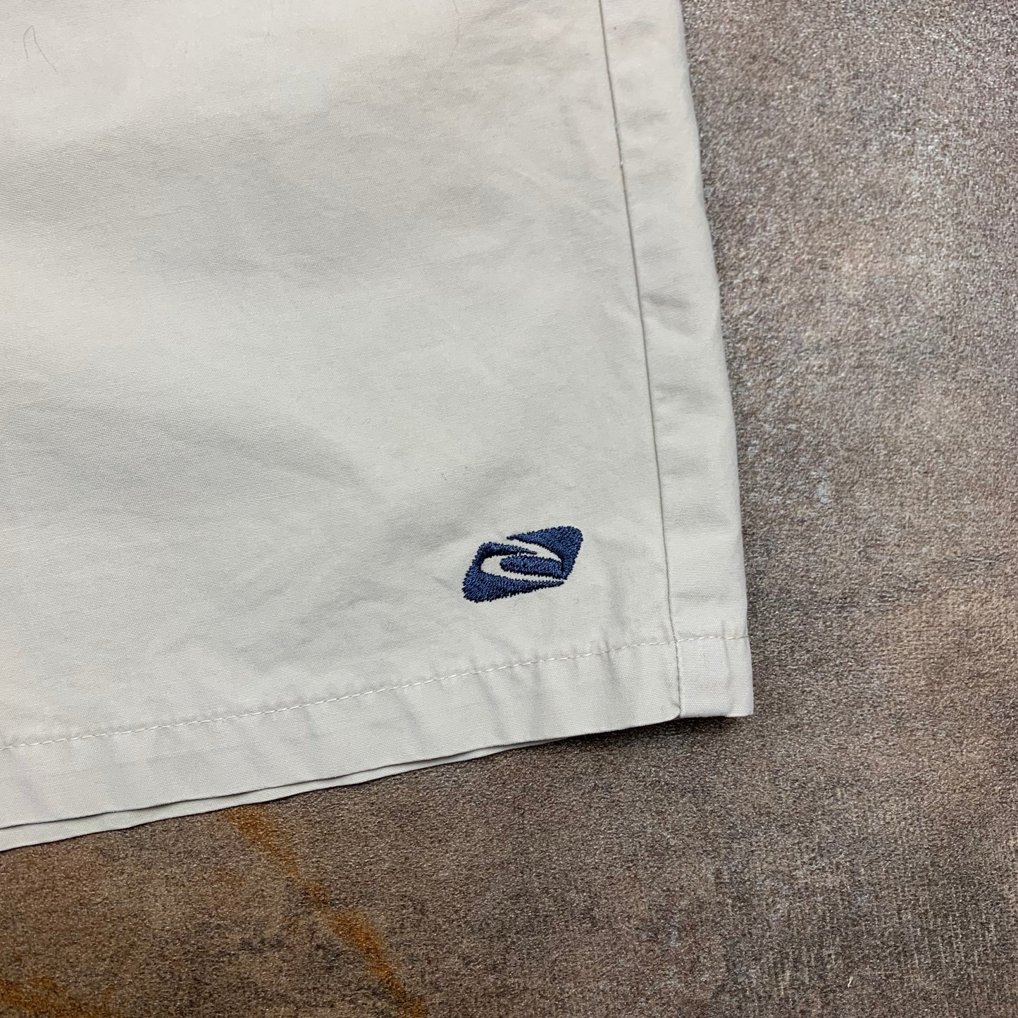 Rip Curl 90s cream baggy cargo shorts