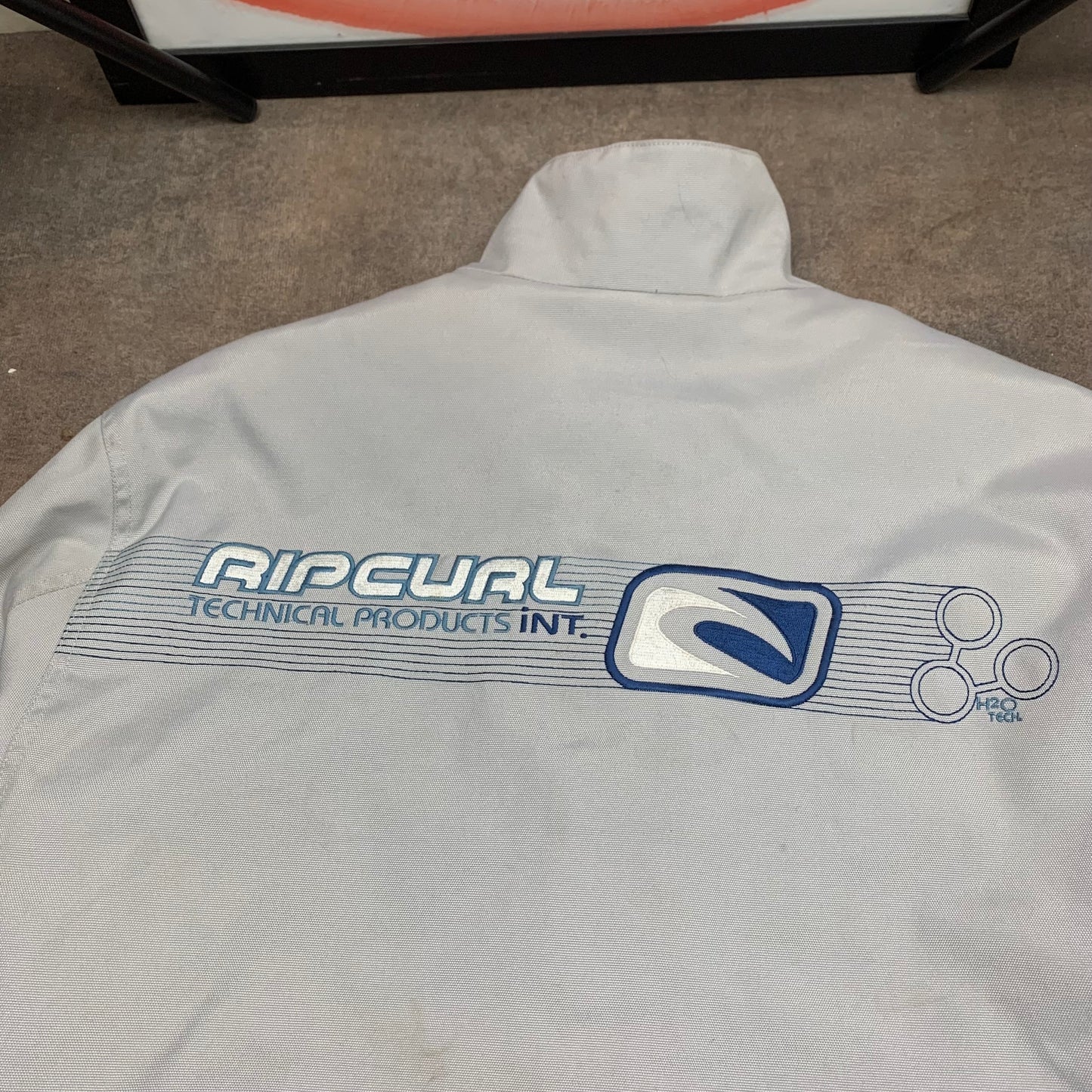 Rip Curl 00s lined graphic jacket