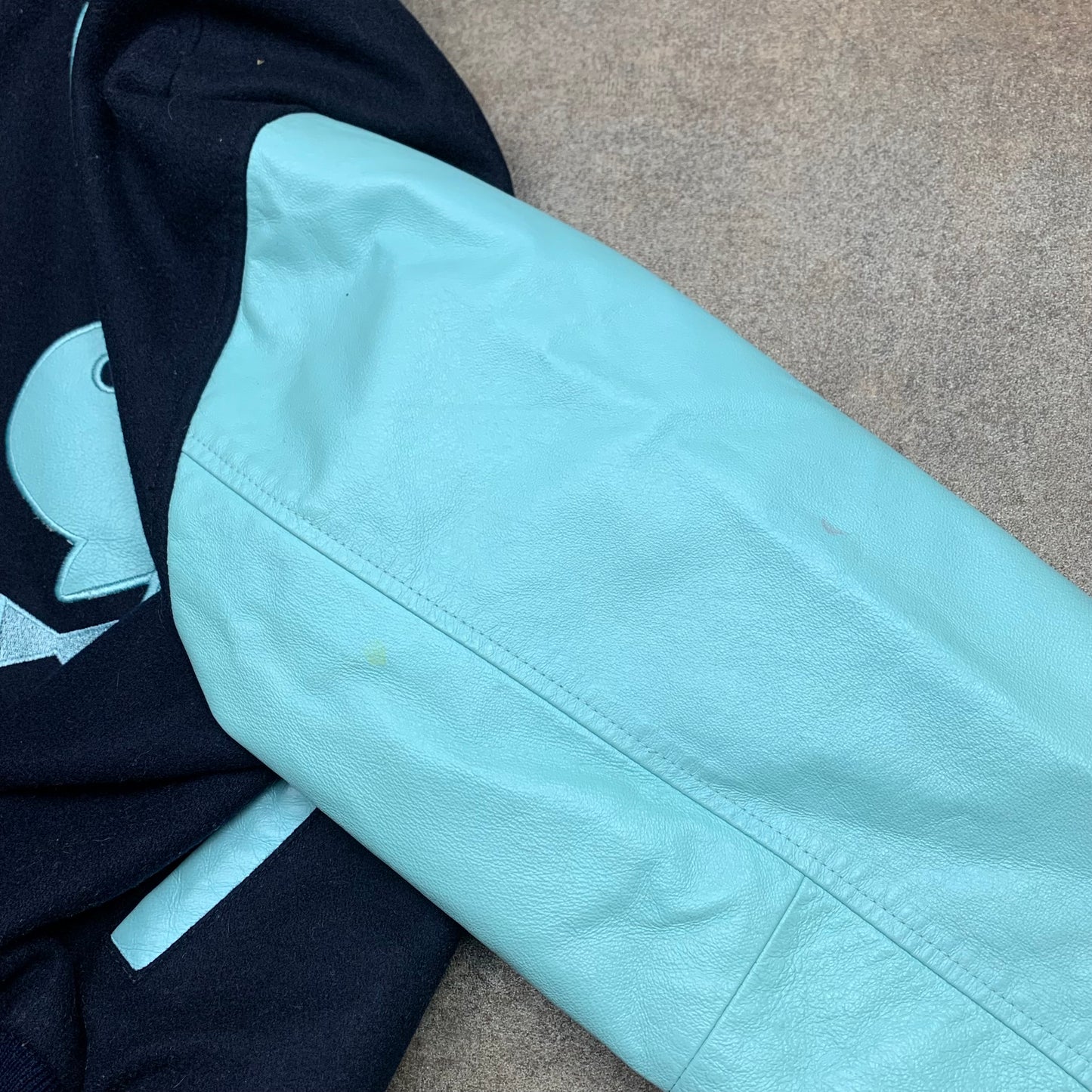 Playboy 00s reversible black blue cropped jacket