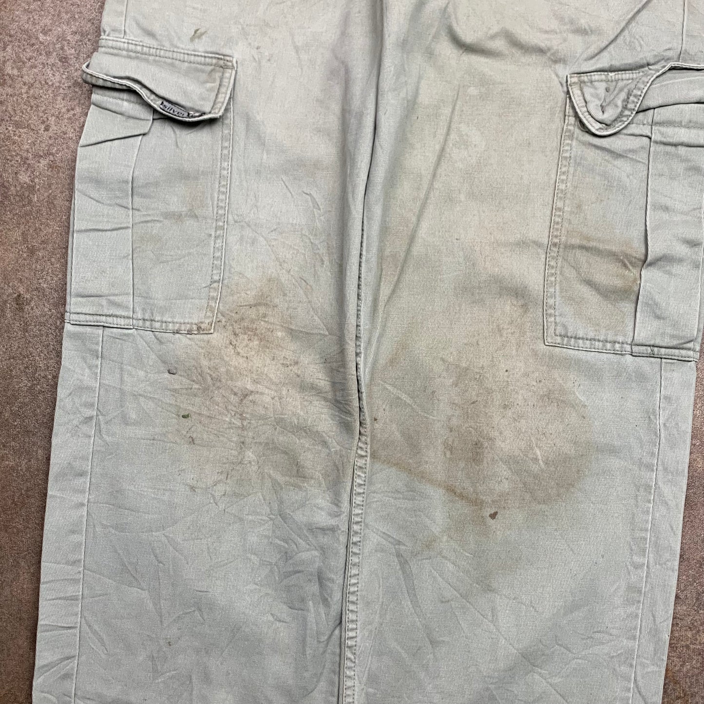 Levi's Silvertab 00s baggy beige cargo jeans