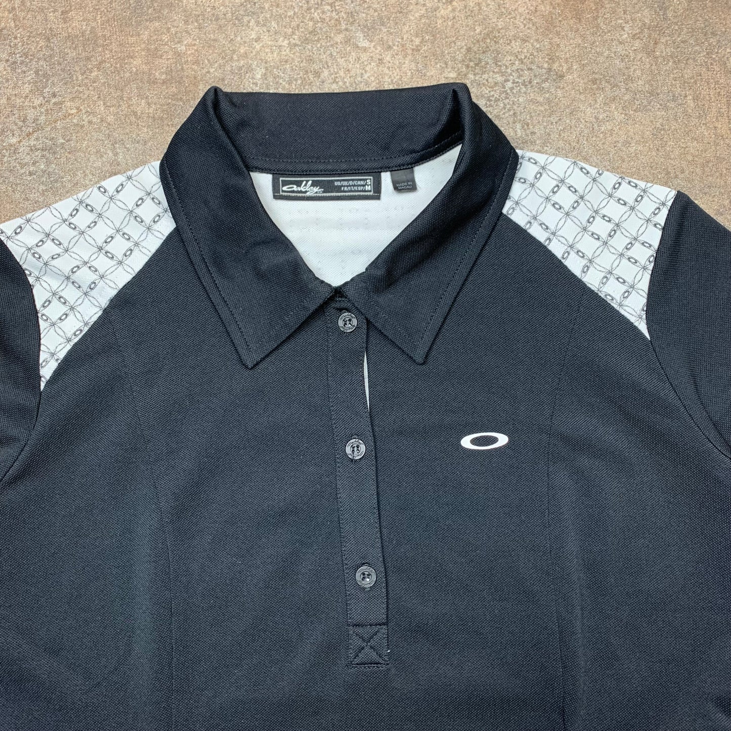 Oakley 00s Women's graphic polo shirt