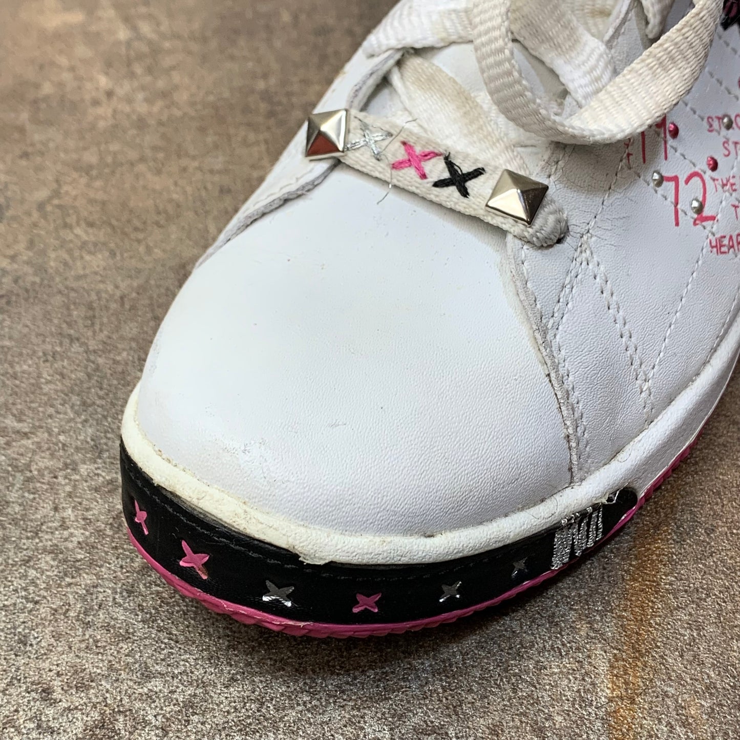 Ecko Red 00s Phranz Phahrenheit white pink shoes