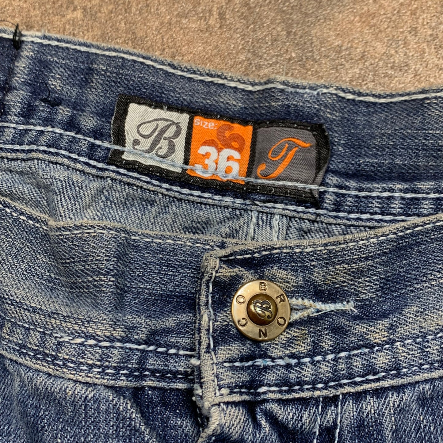 Raw Blue 00s blue baggy graphic denim jeans