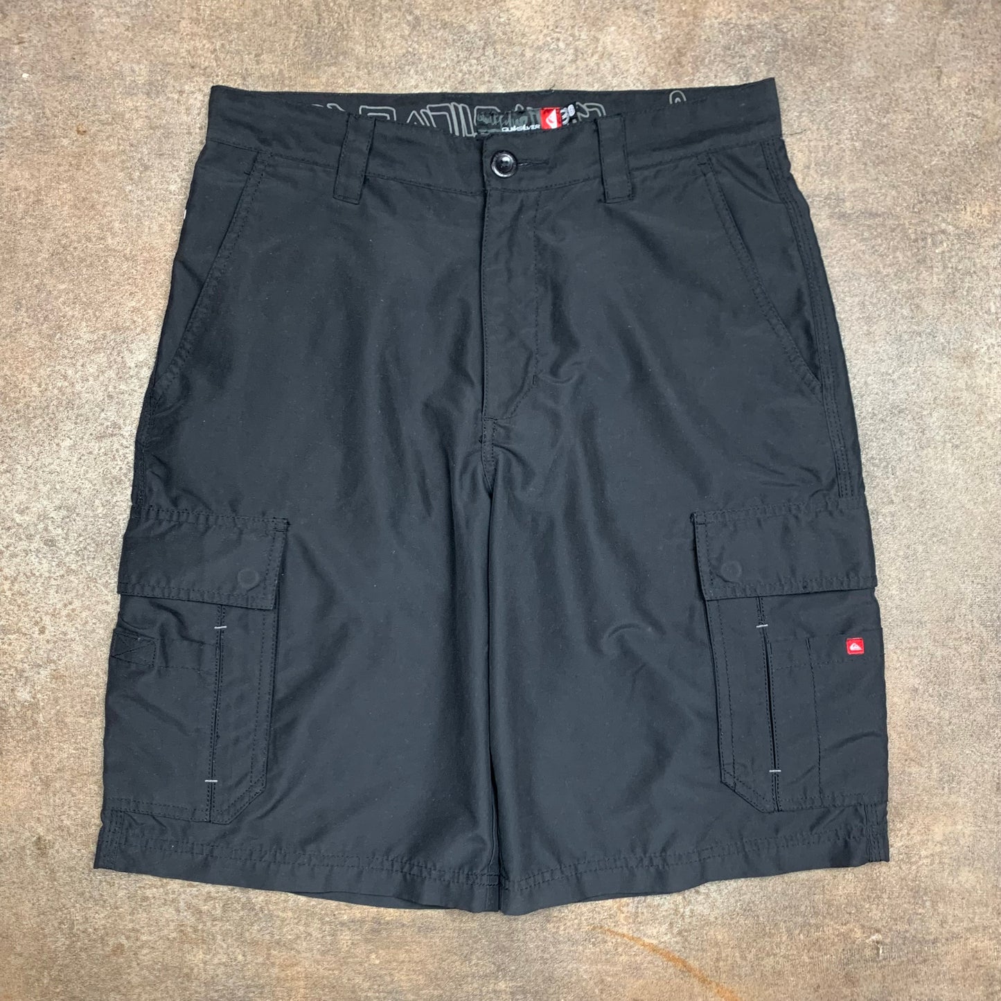 Quiksilver 00s black baggy cargo shorts