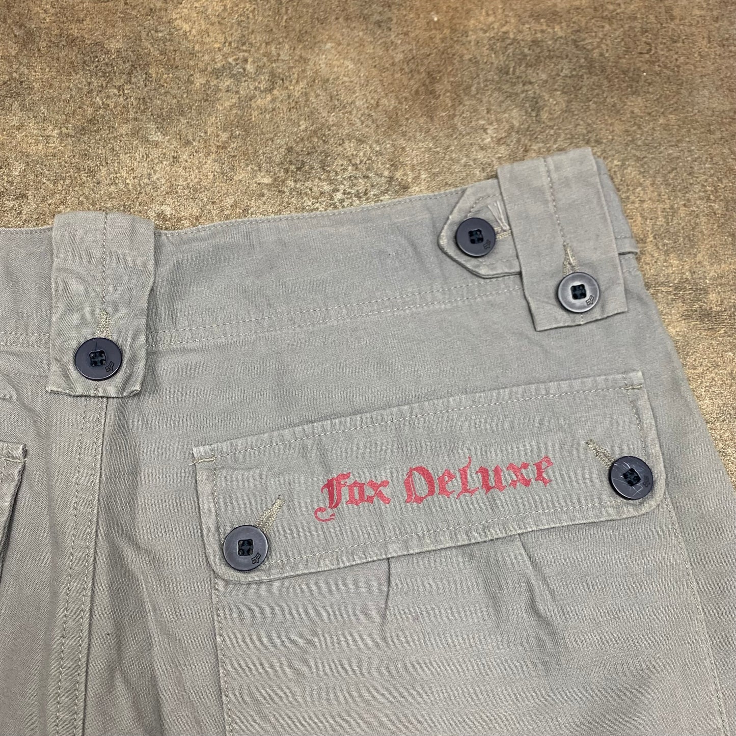 Fox Racing 00s baggy grey jorts