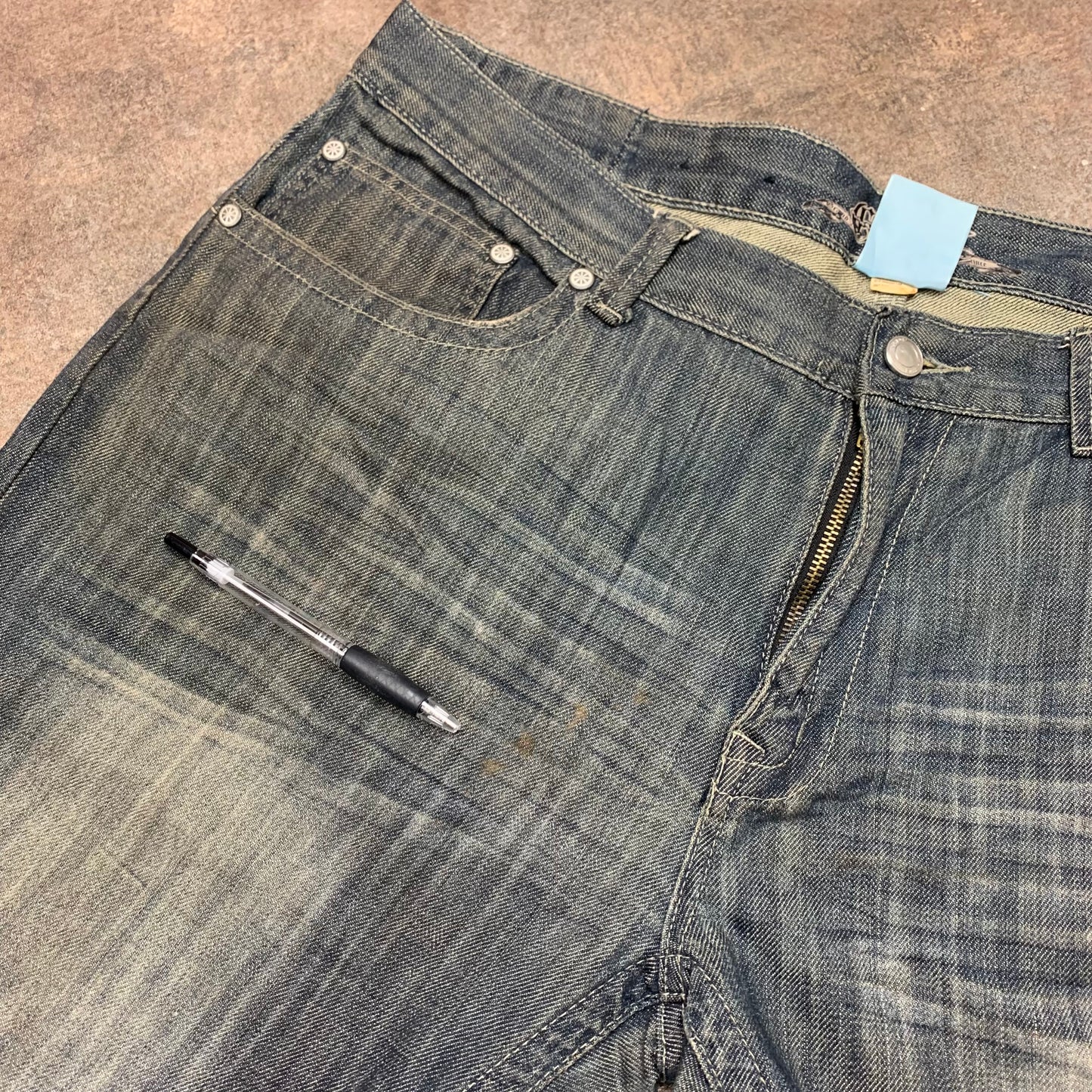 00s baggy grunge graphic jeans