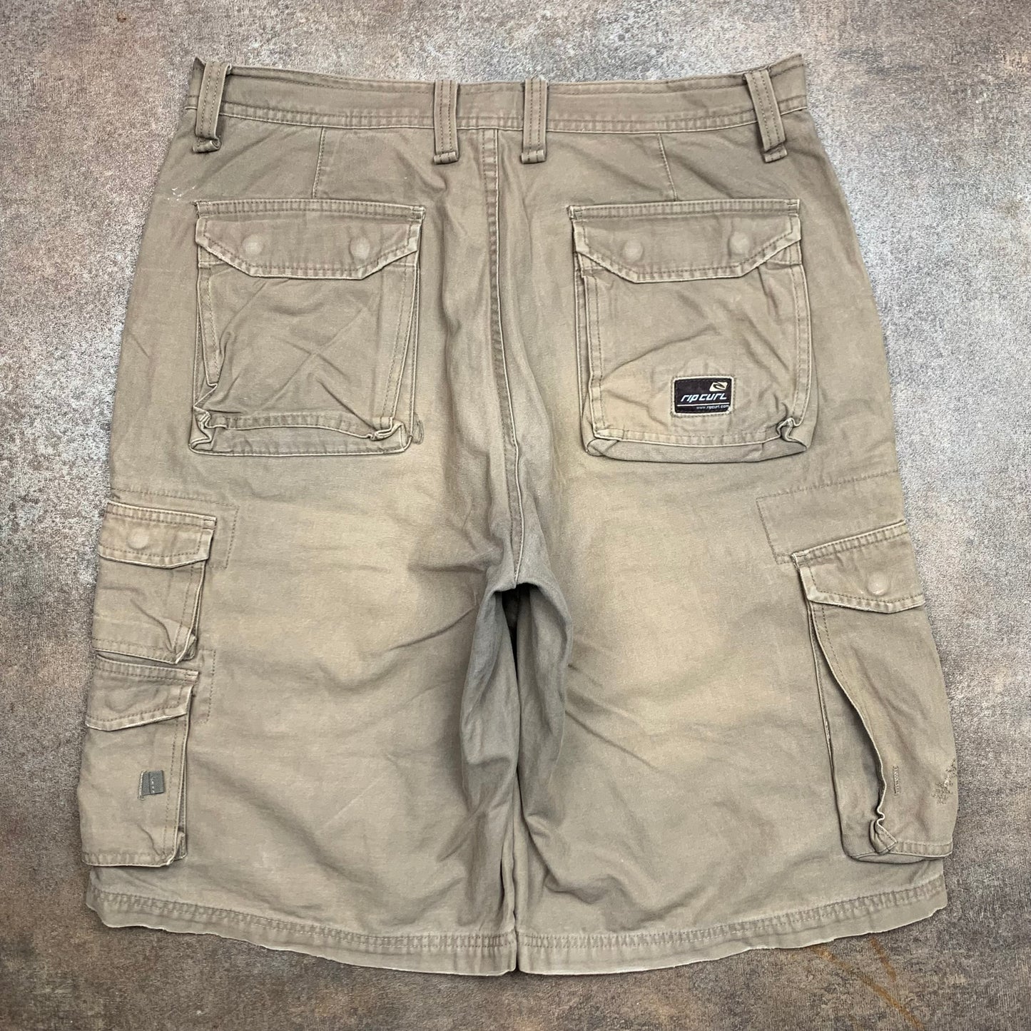 Rip Curl 00s beige baggy cargo jorts