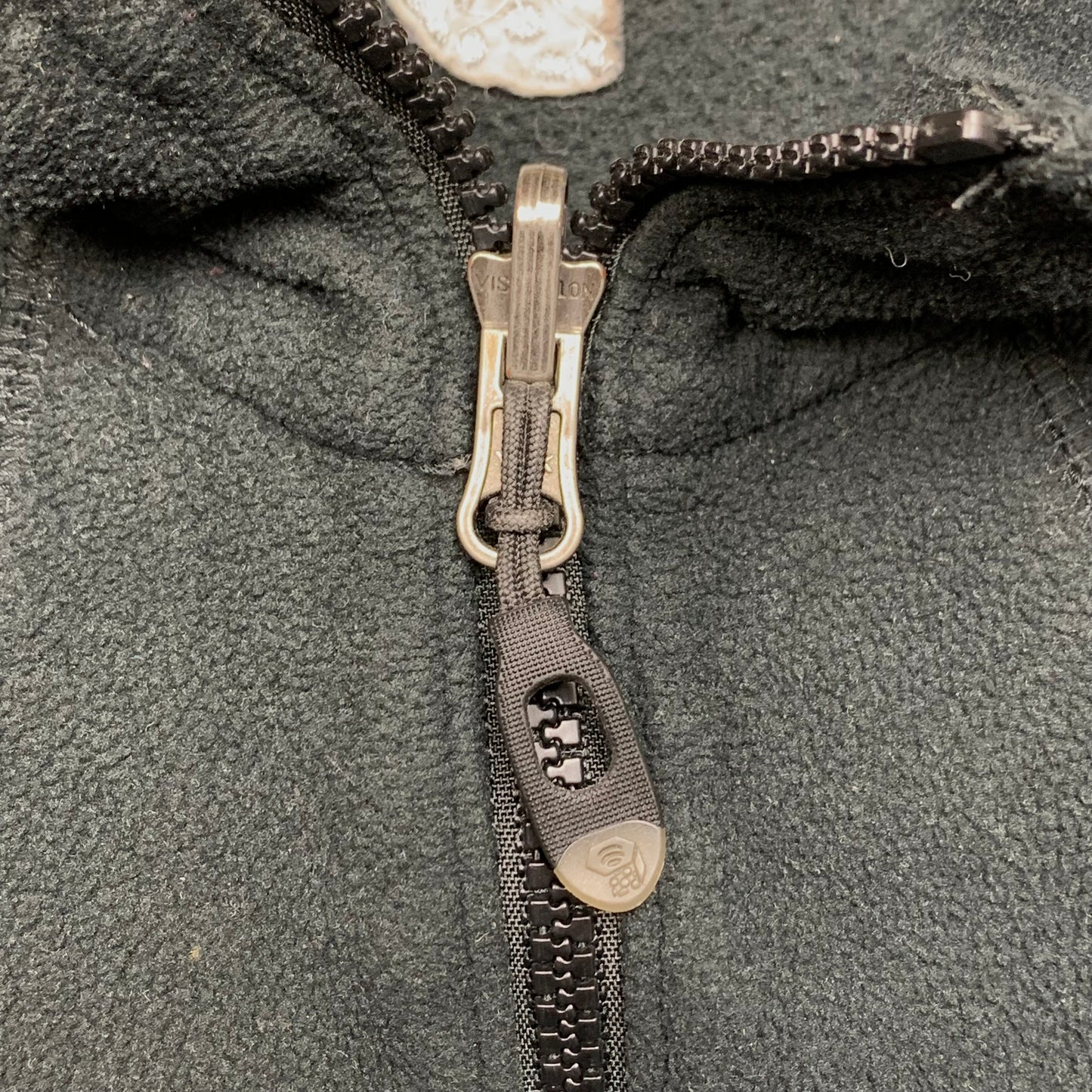 Mountain Hardwear 00s black zip fleece