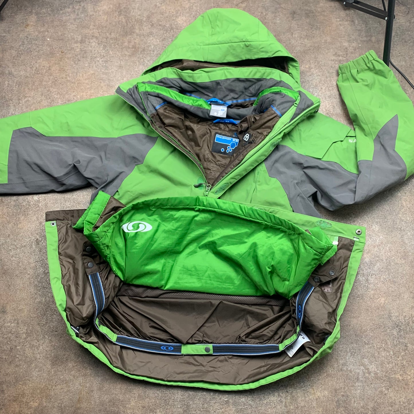 Salomon 00s 2 in 1 green grey utilised ski jacket