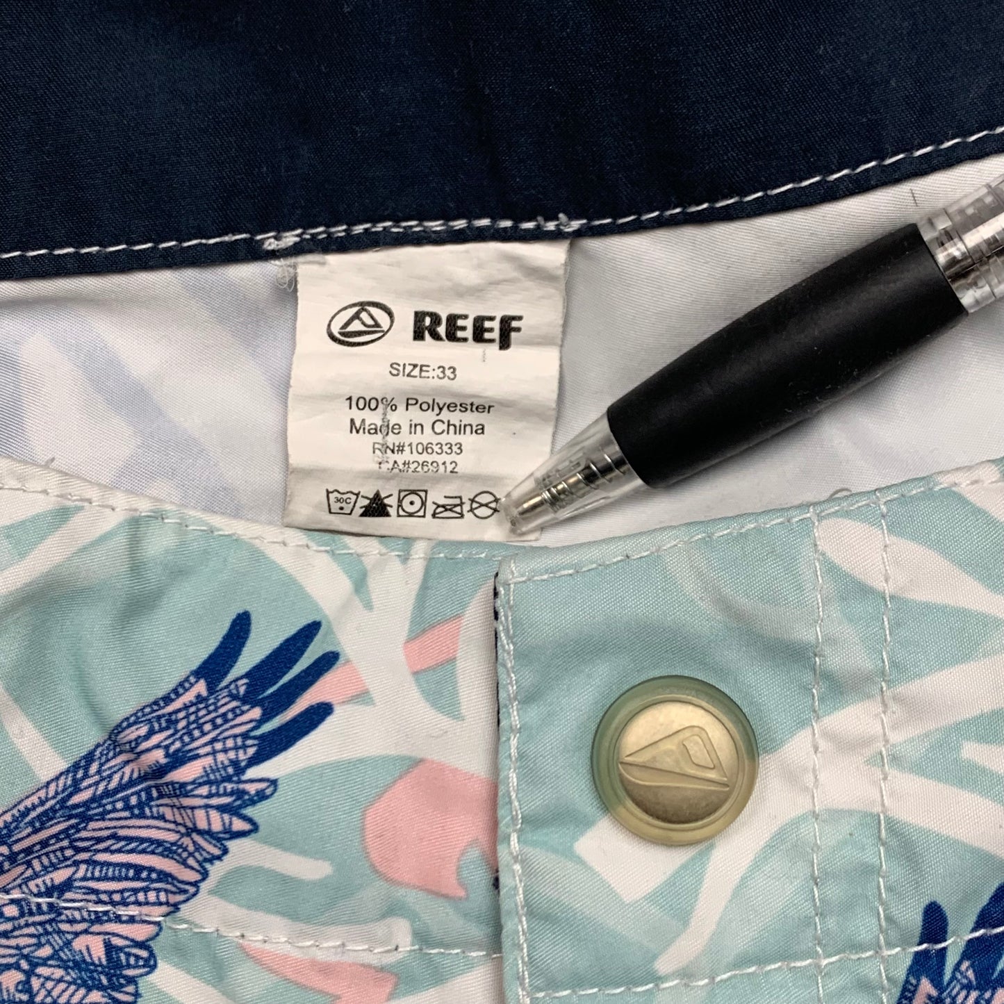 Reef light blue graphic baggy cargo shorts