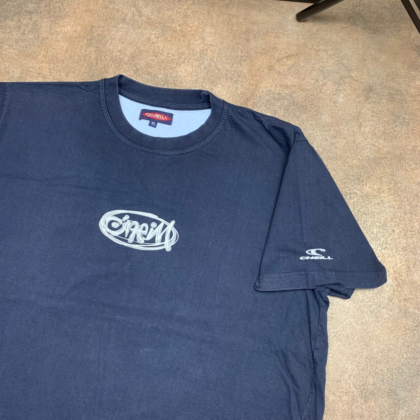 O'Neill 00s navy graphic boxy tee