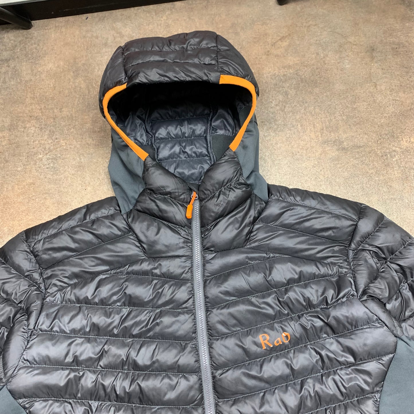 Rab Pertex Quantum grey puffer jacket