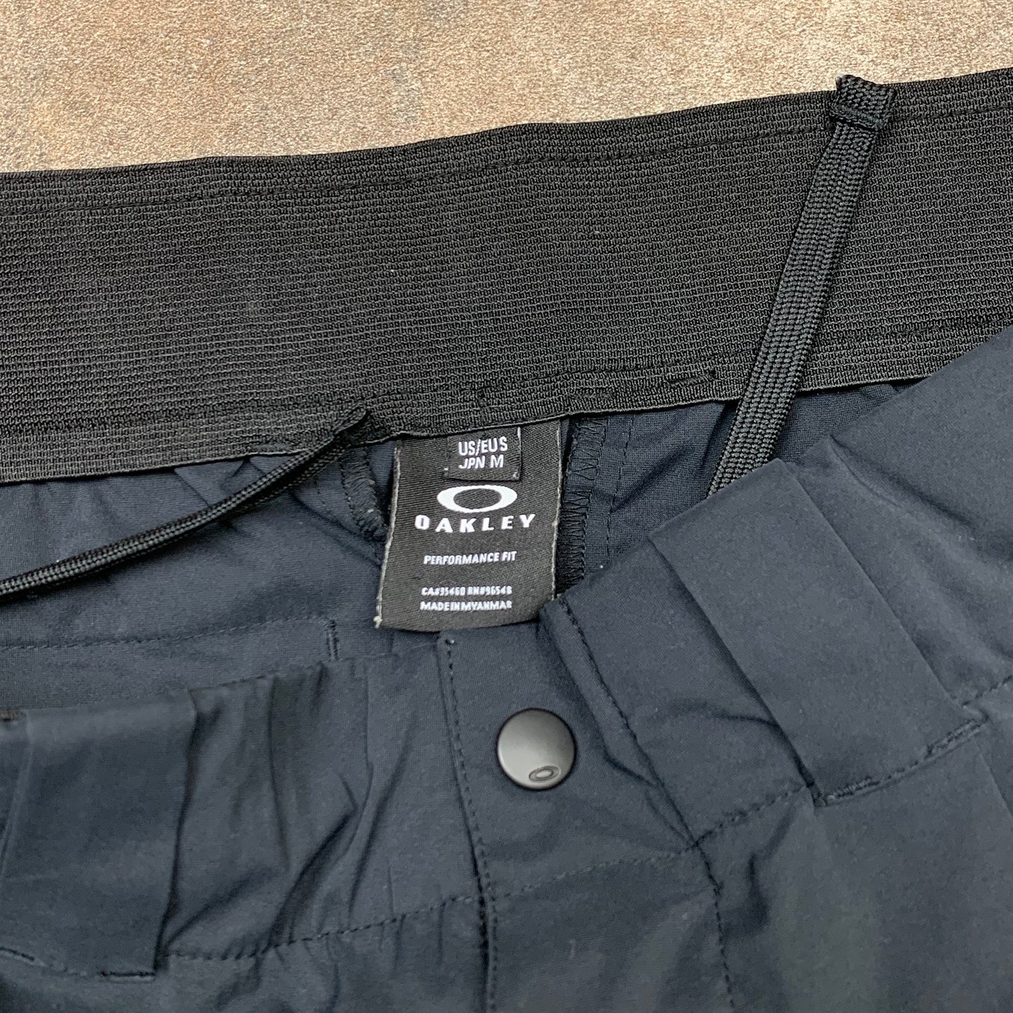 Oakley black baggy short trousers
