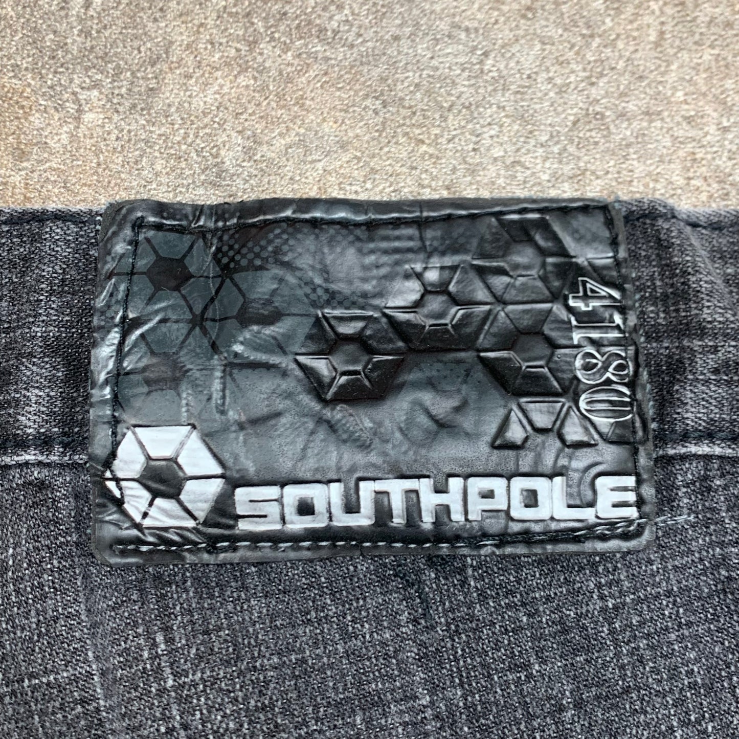Southpole 00s black grey baggy jorts