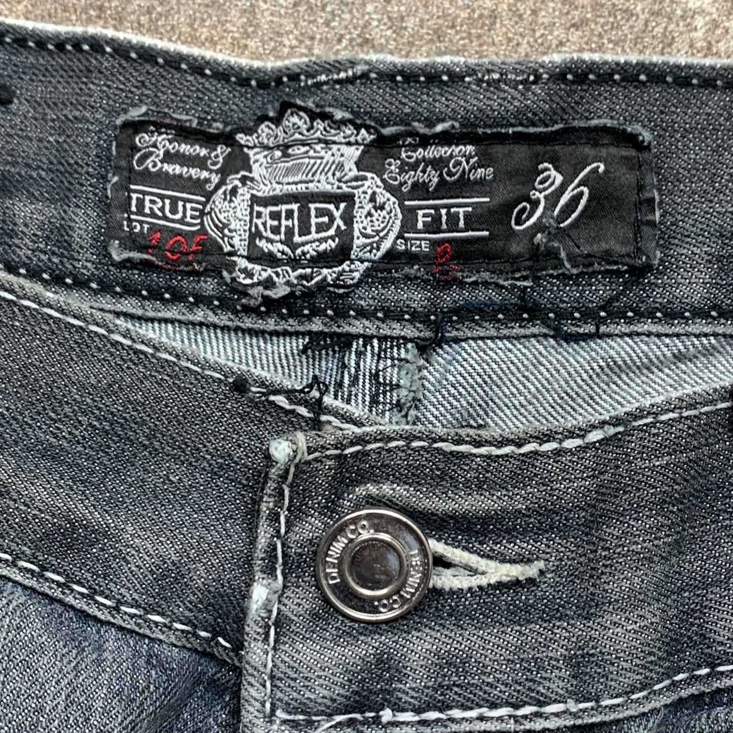 Reflex 00s grey tribal graphic baggy jeans