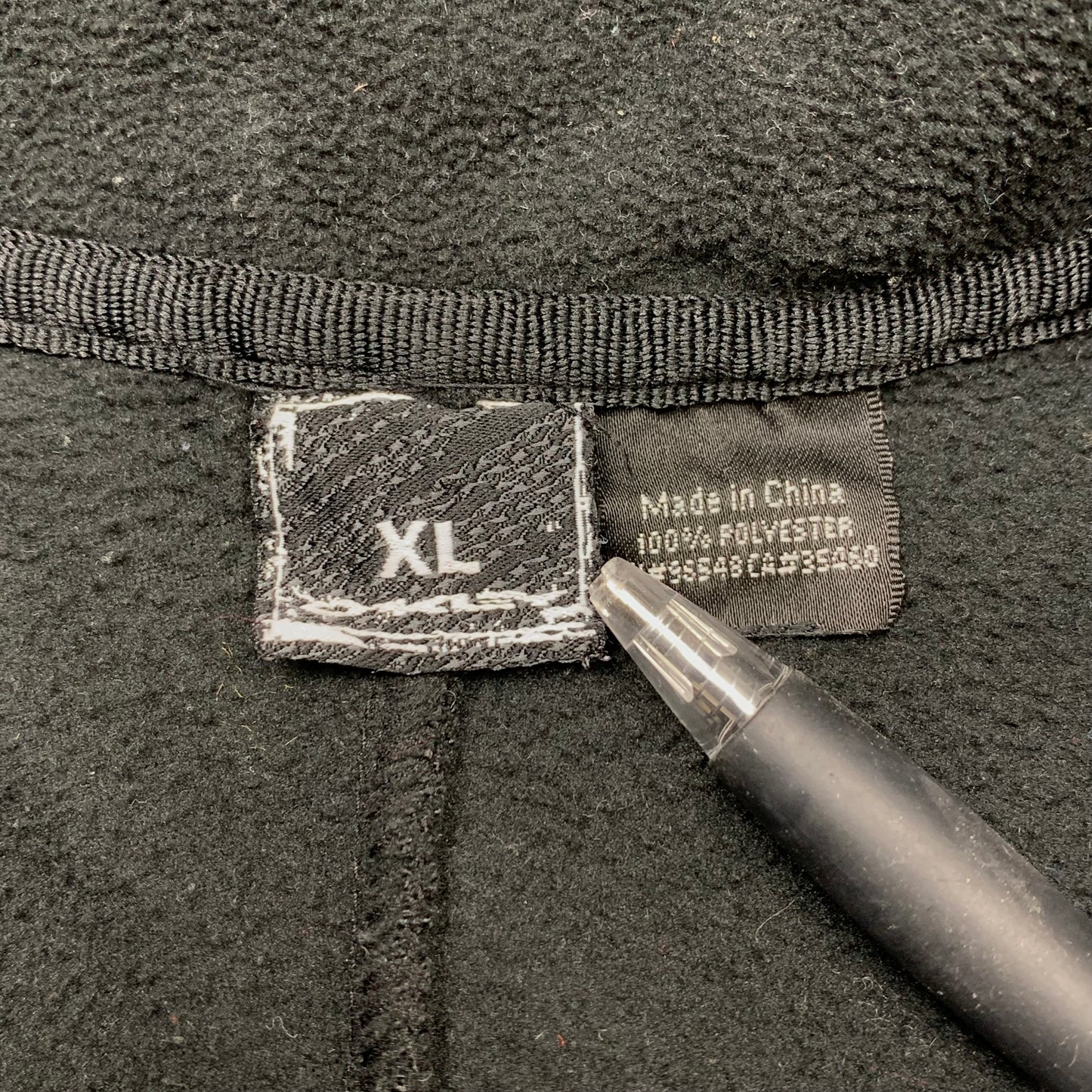 Oakley 00s black quarter zip fleece