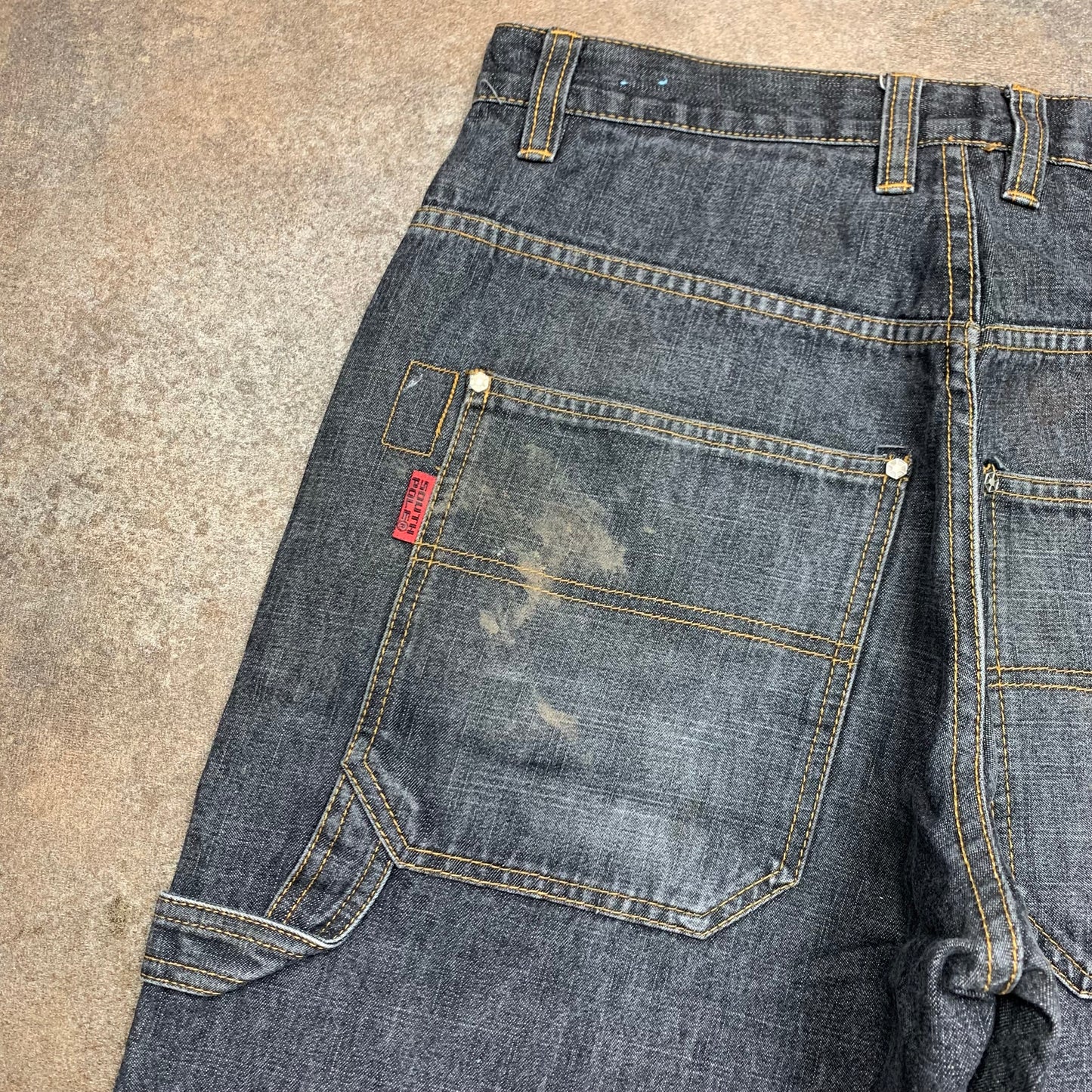 Southpole 90s black baggy graphic carpenter jorts