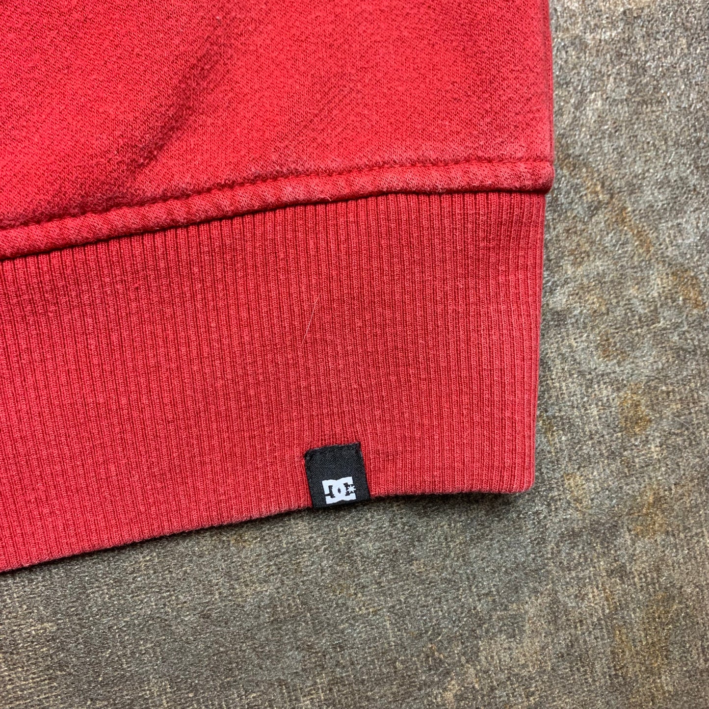 DC Shoes 00s red graphic zip hoodie