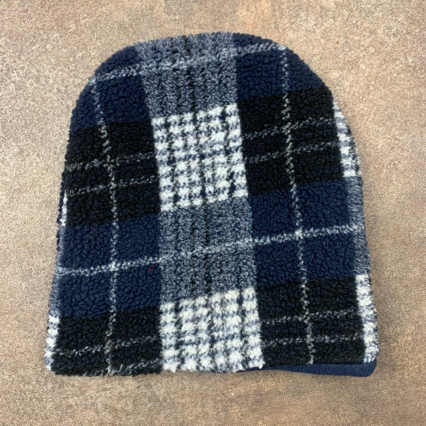 O’Neill 00s reversible plaid navy beanie