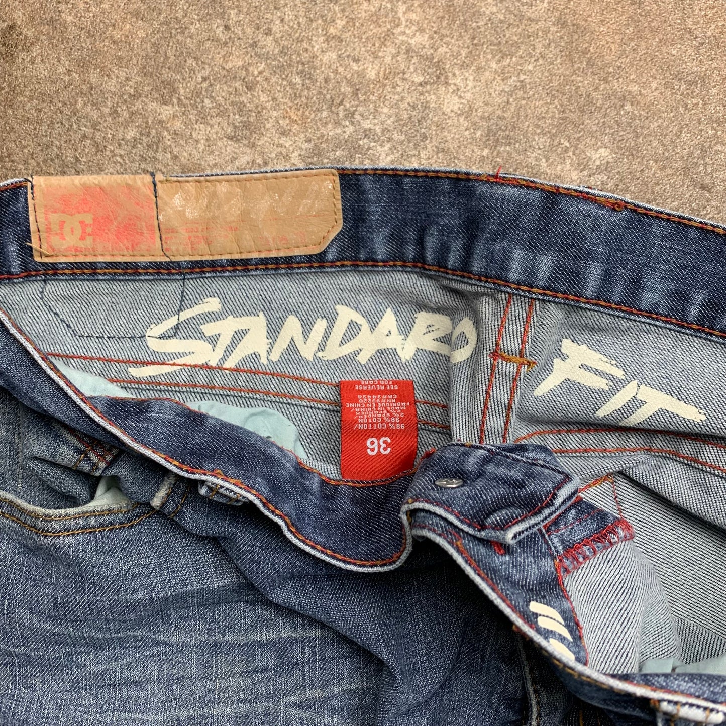 DC Shoes baggy graphic jeans
