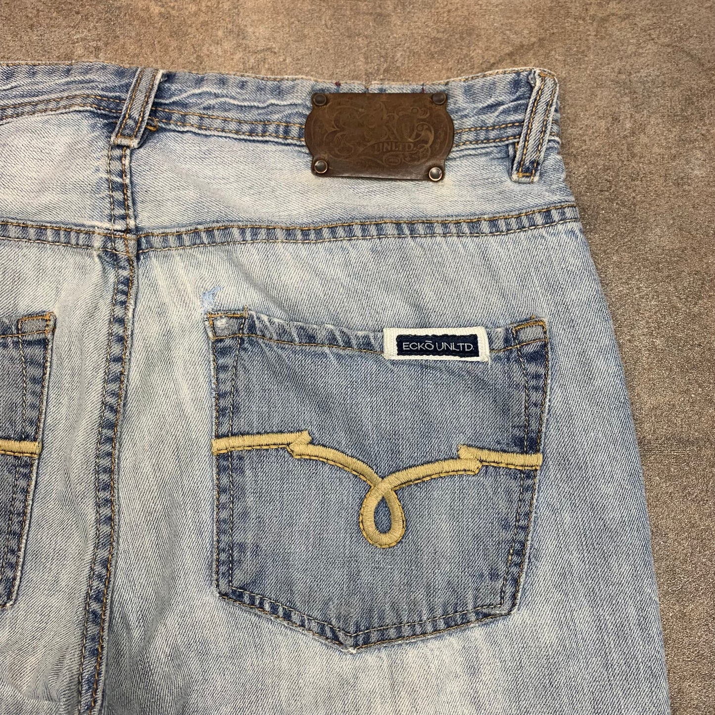 Ecko Unltd. 00s baggy embroidered jeans
