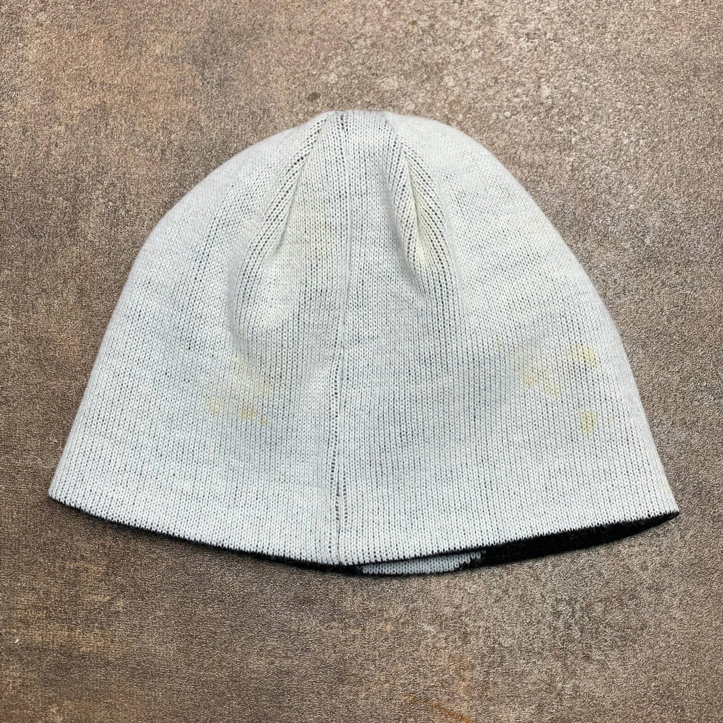 DC Shoes 00s reversible graphic beanie