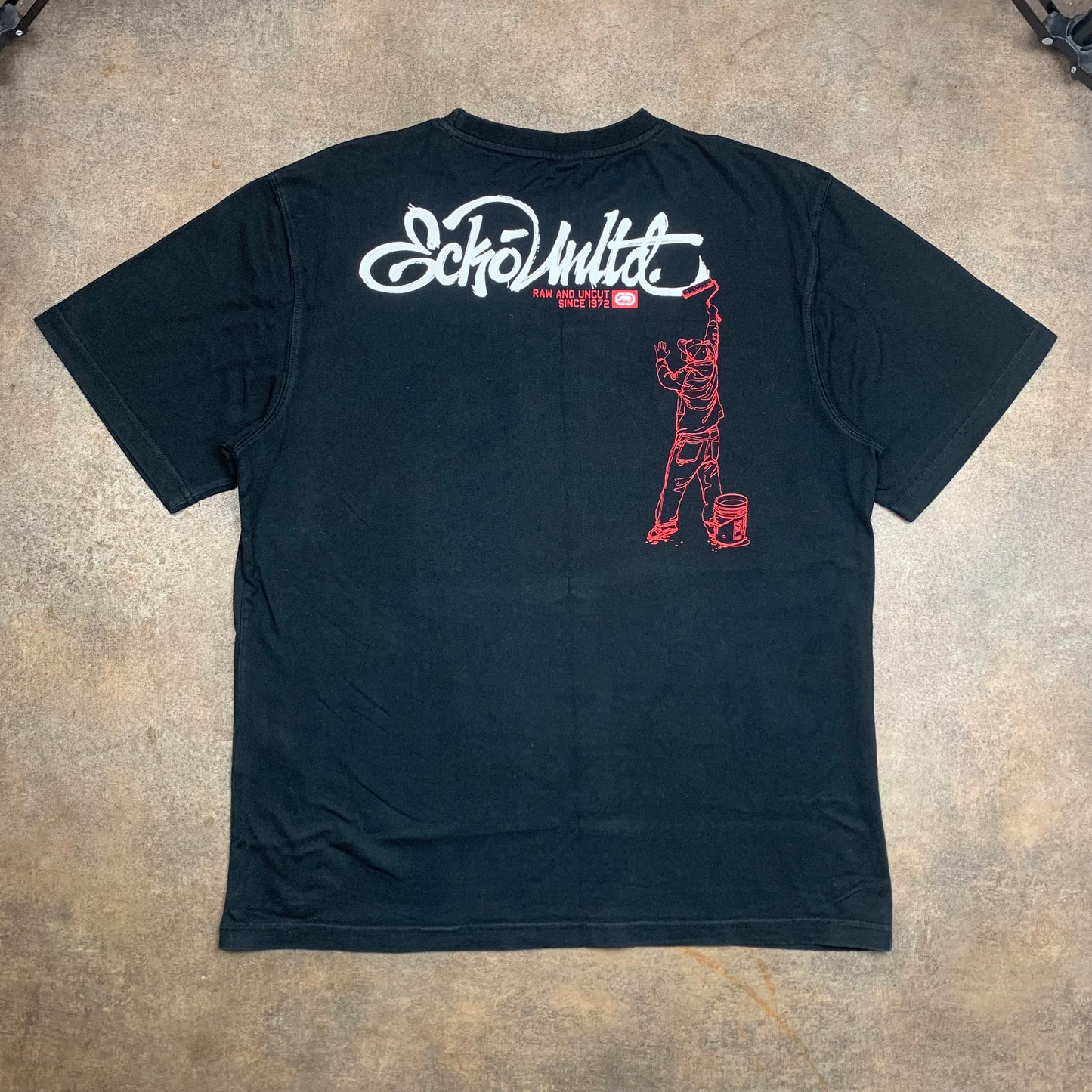 Ecko Unltd. 00s black graphic tee