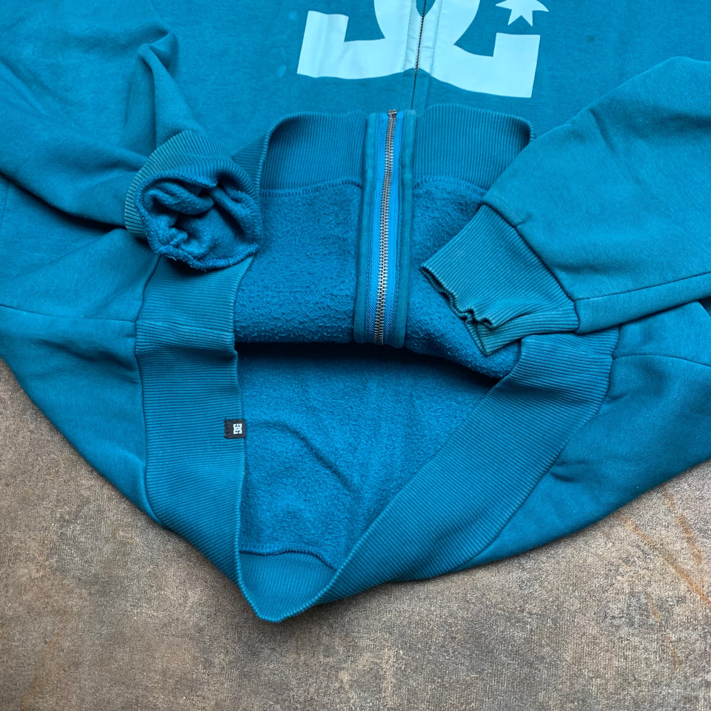 DC Shoes 00s graphic zip hoodie