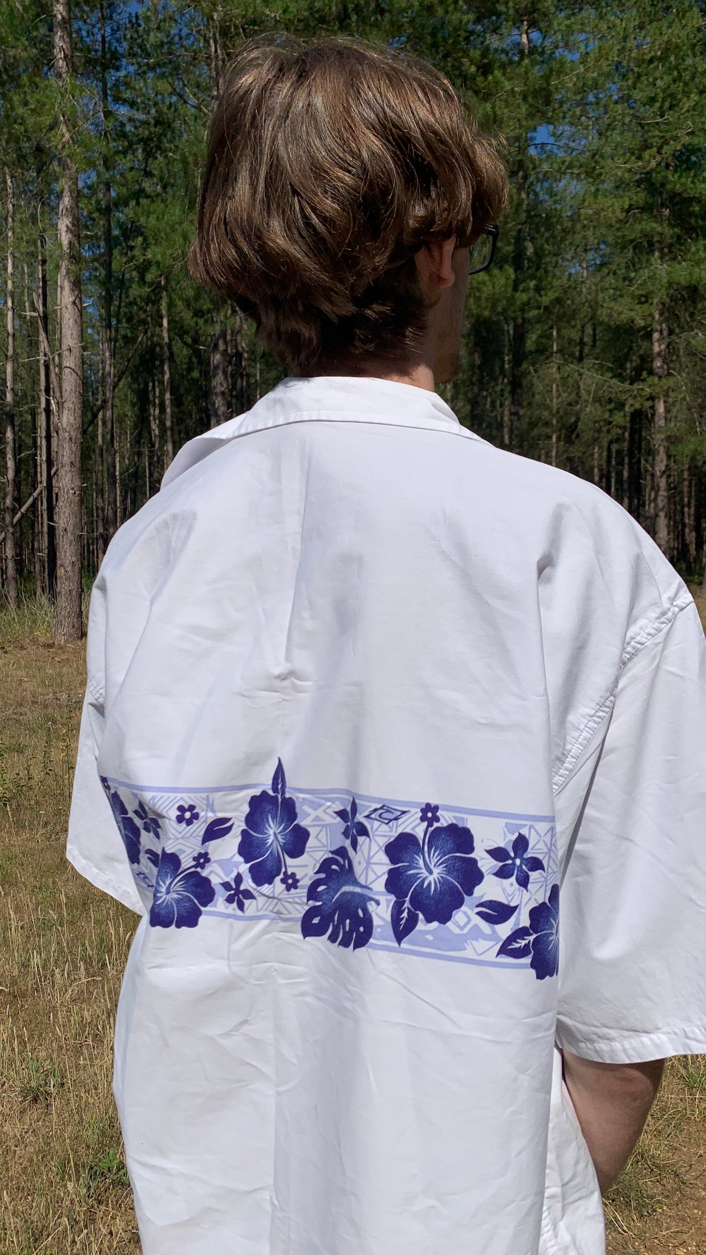 Rip Curl 00s white navy graphic floral shirt