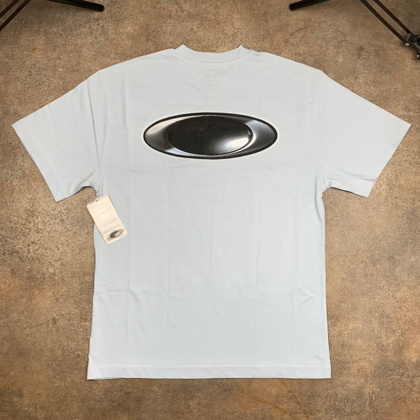 Oakley 00s light blue graphic tee