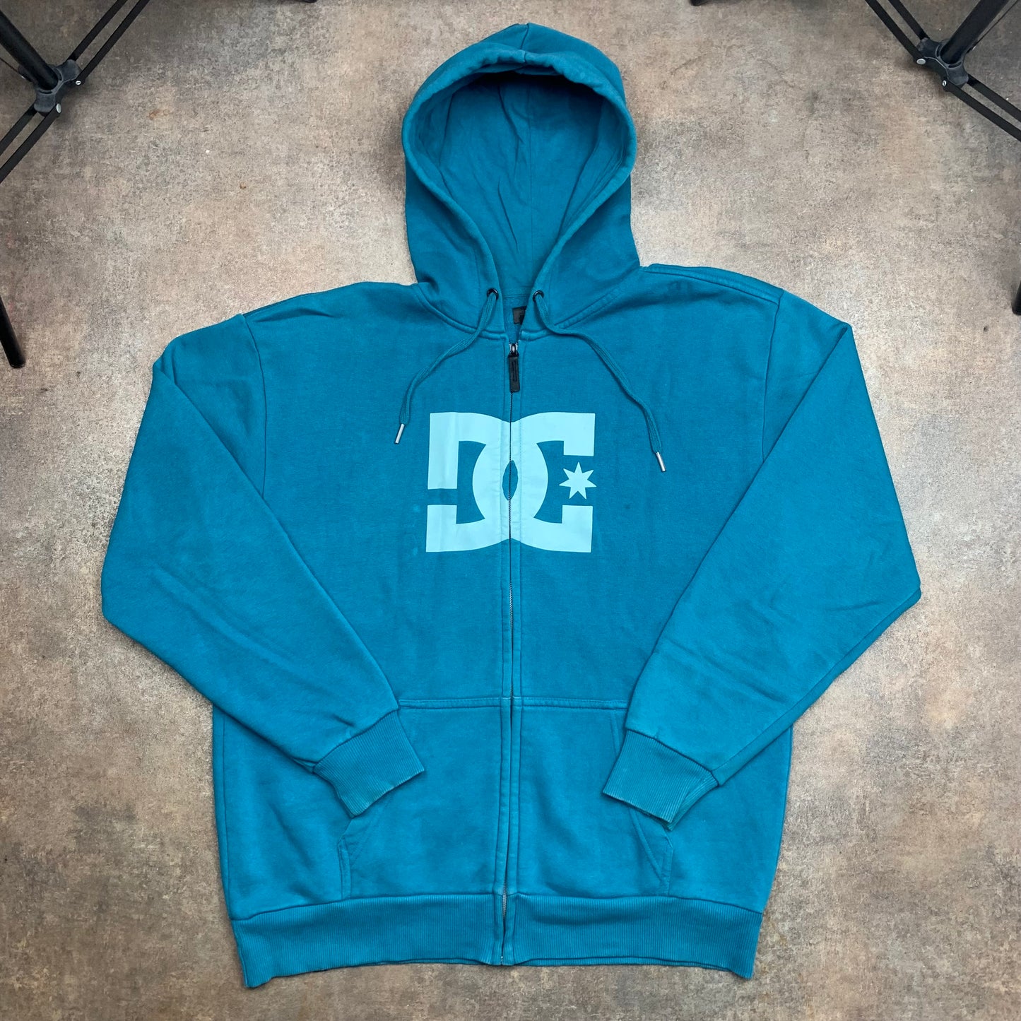 DC Shoes 00s graphic zip hoodie