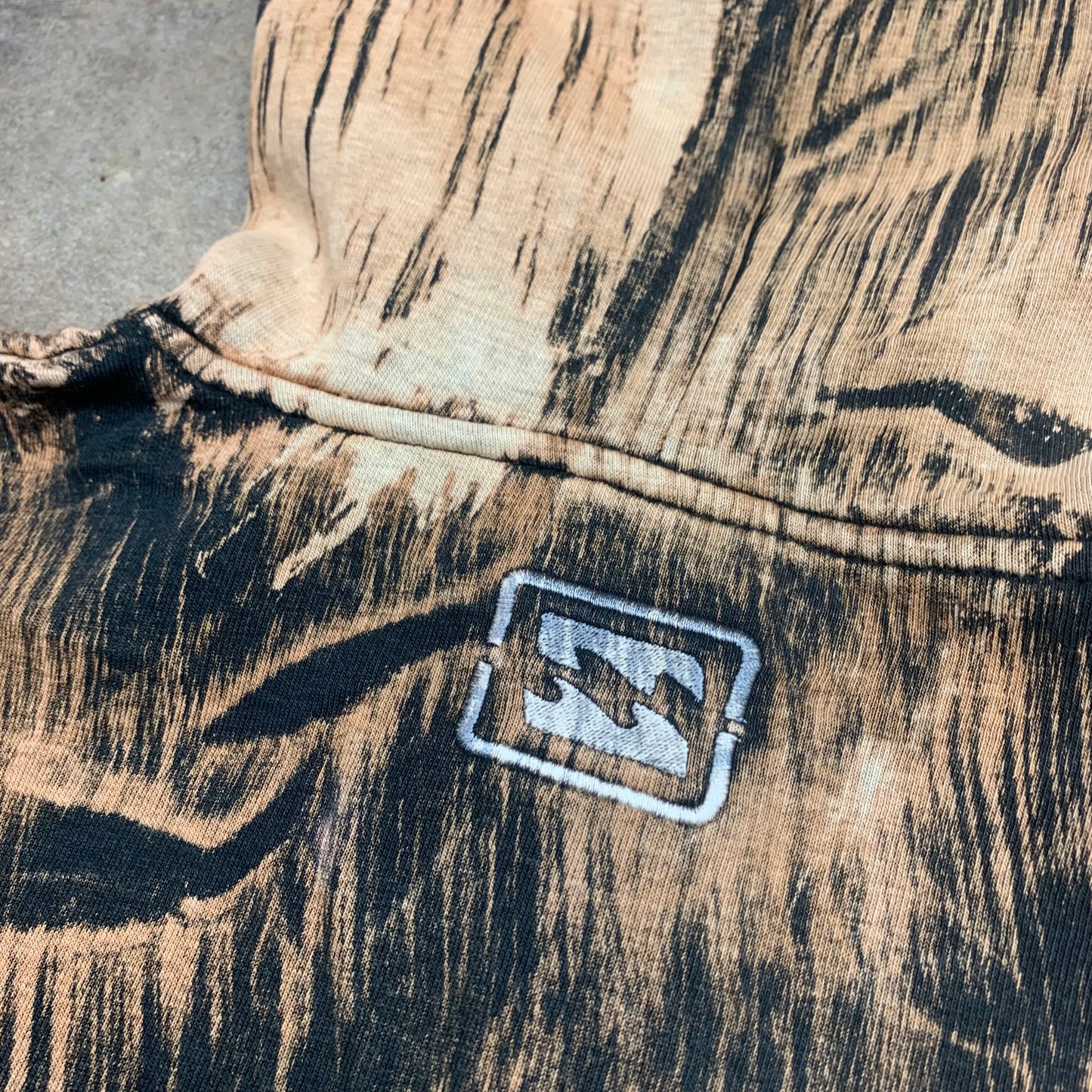 Billabong 00s graphic brown zip hoodie