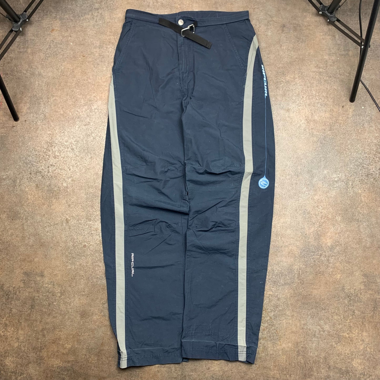 Rip Curl 00s navy carpenter graphic trousers
