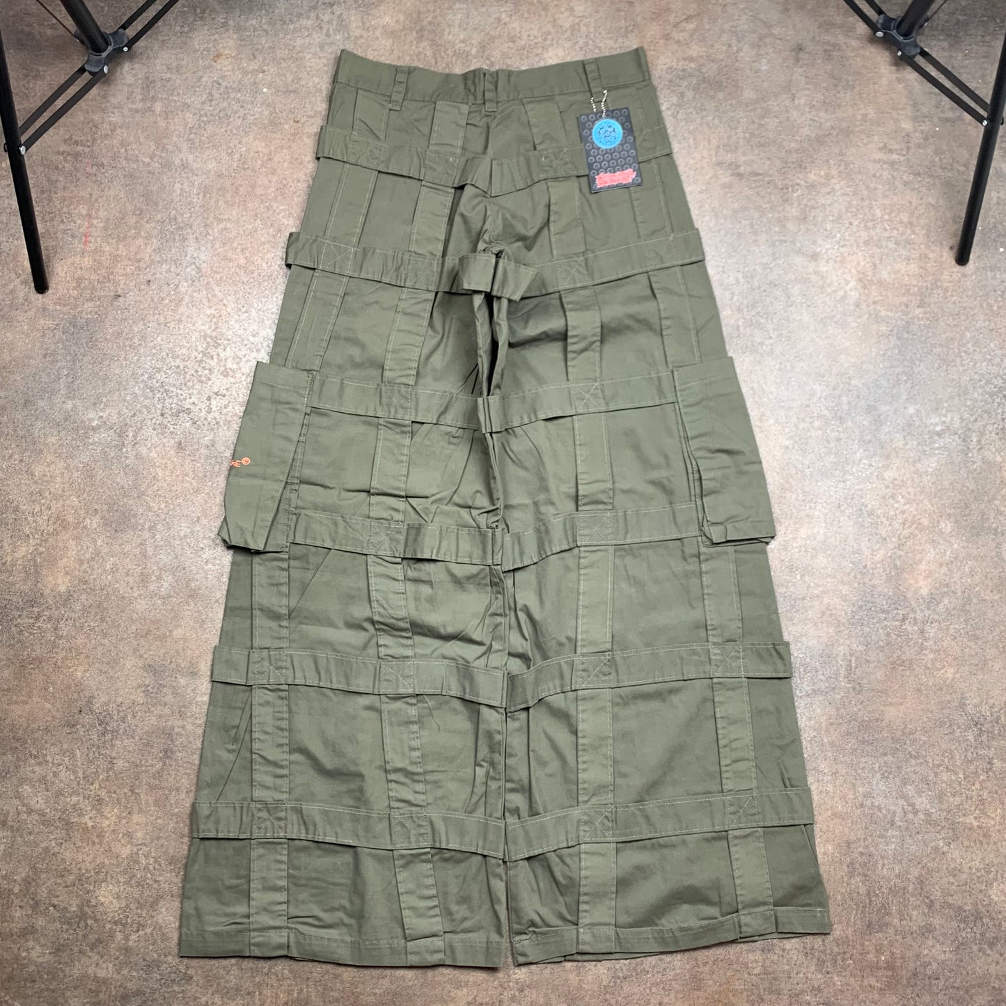 Criminal Damage 90s khaki baggy cargo trousers