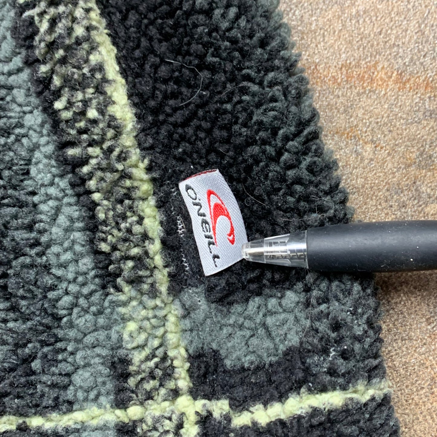 O'Neill 00s plaid quarter zip fleece