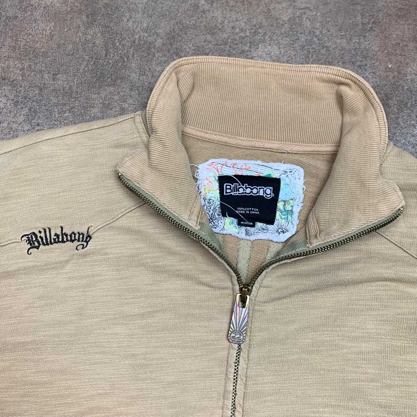 Billabong 00s graphic cream beige zip jumper