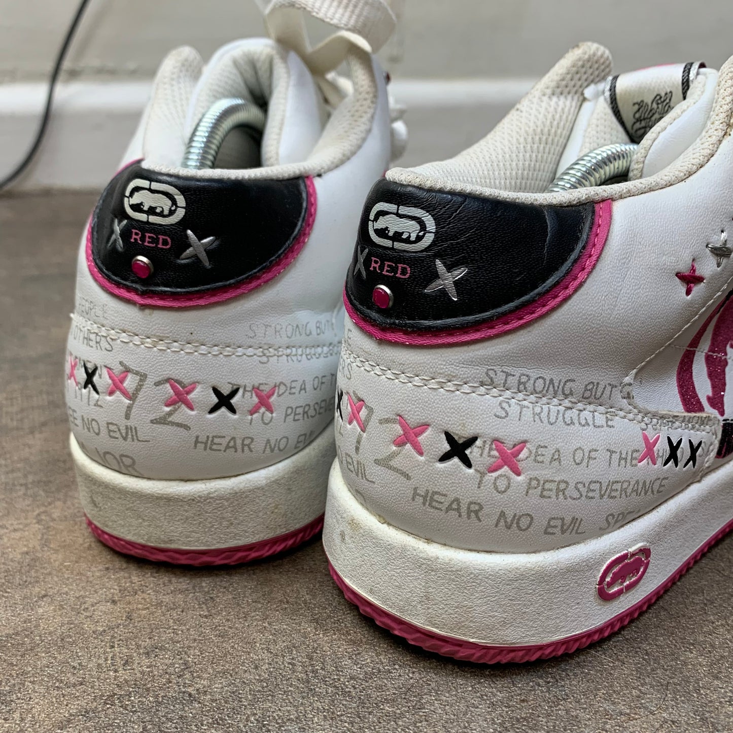 Ecko Red 00s Phranz Phahrenheit white pink shoes