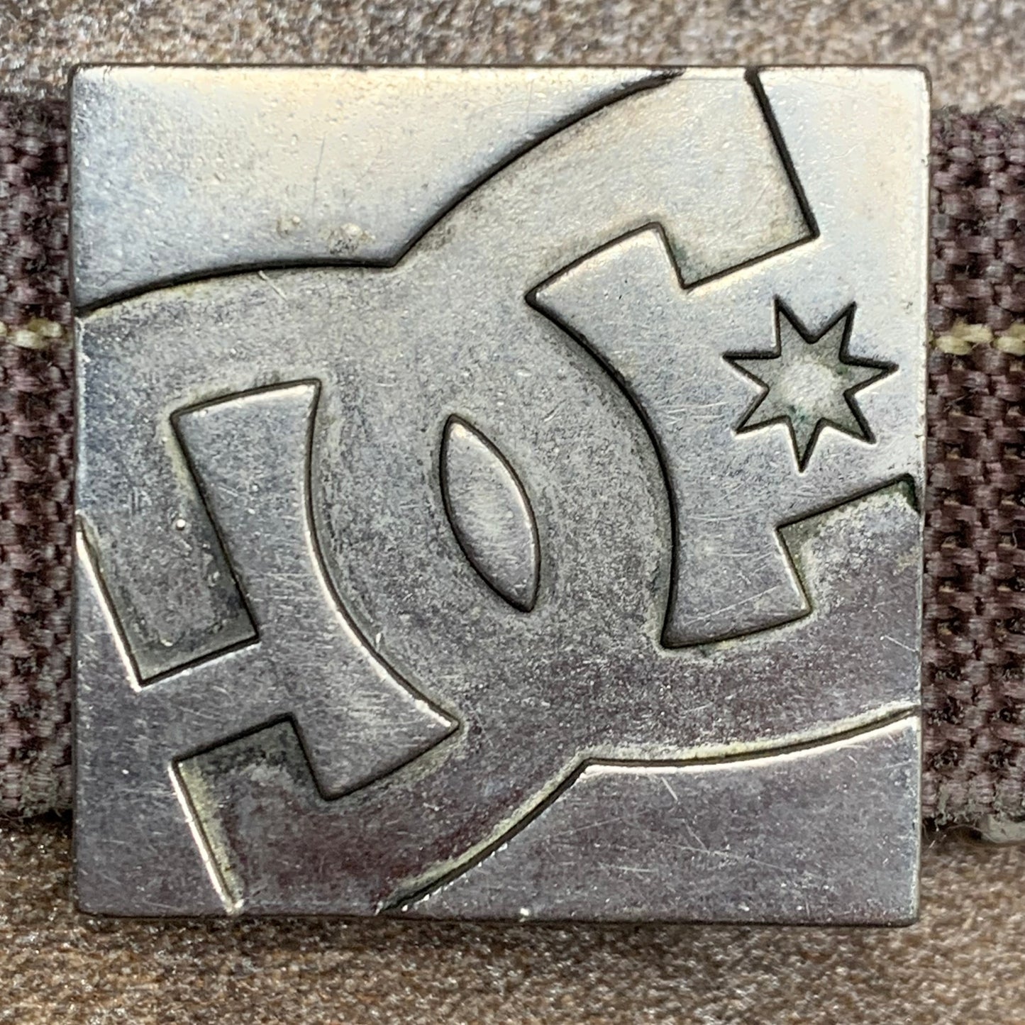 DC Shoes 00s brown grunge belt