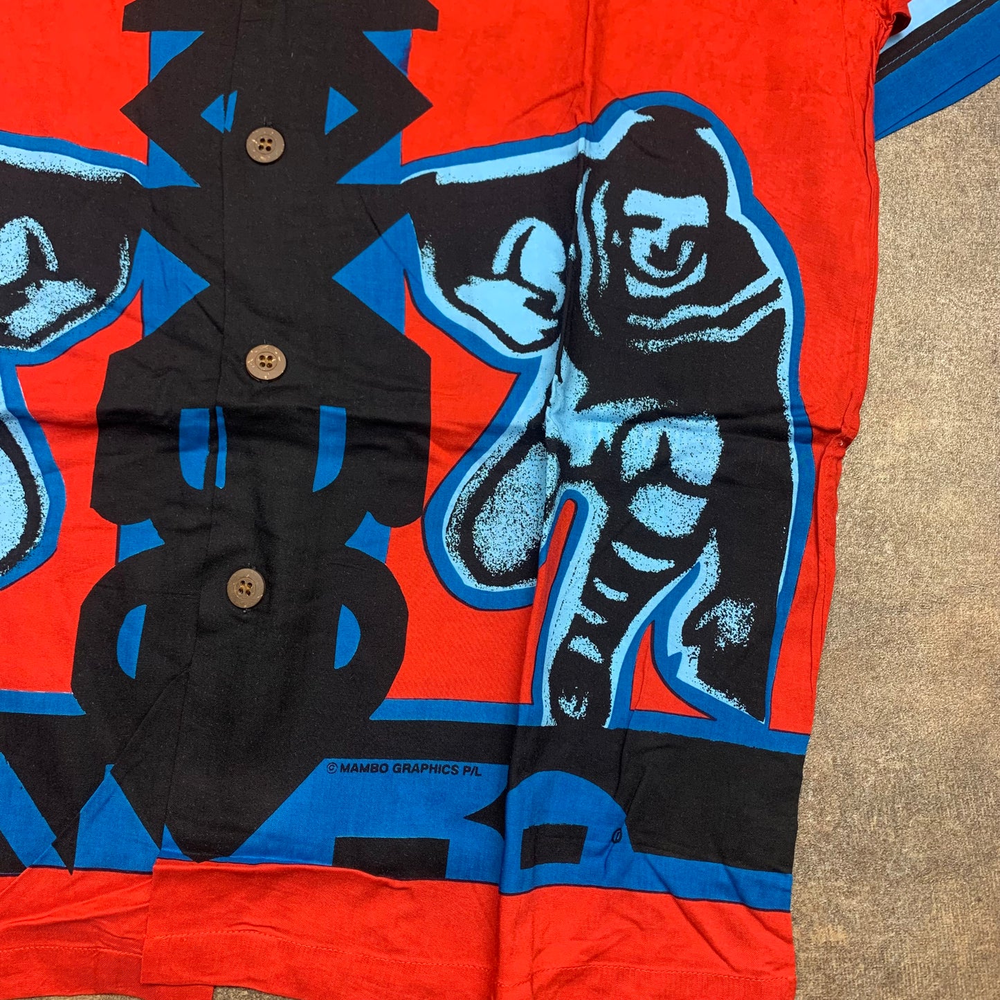 Mambo 90s red blue graphic Loud Shirt