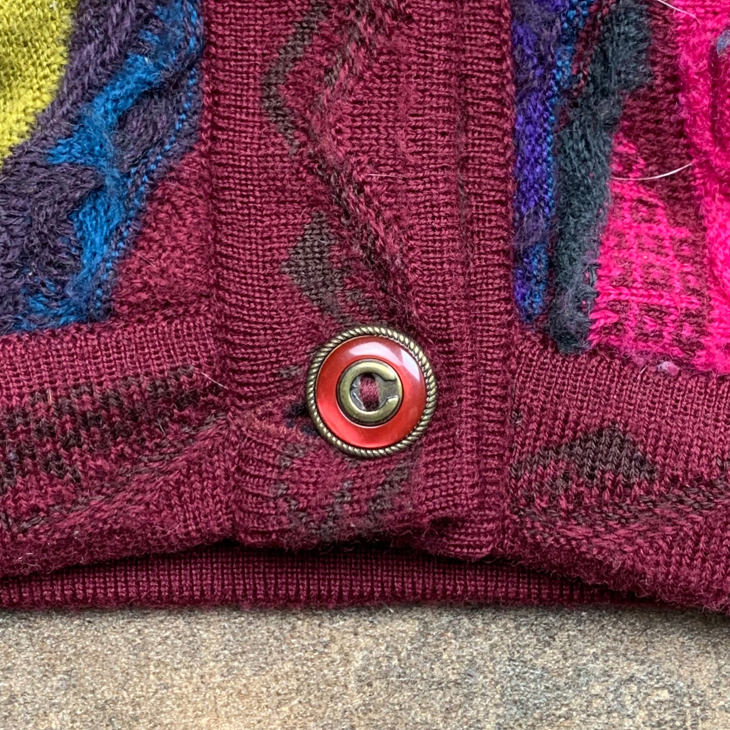 COOGI 00s chunky knit 3D cardigan
