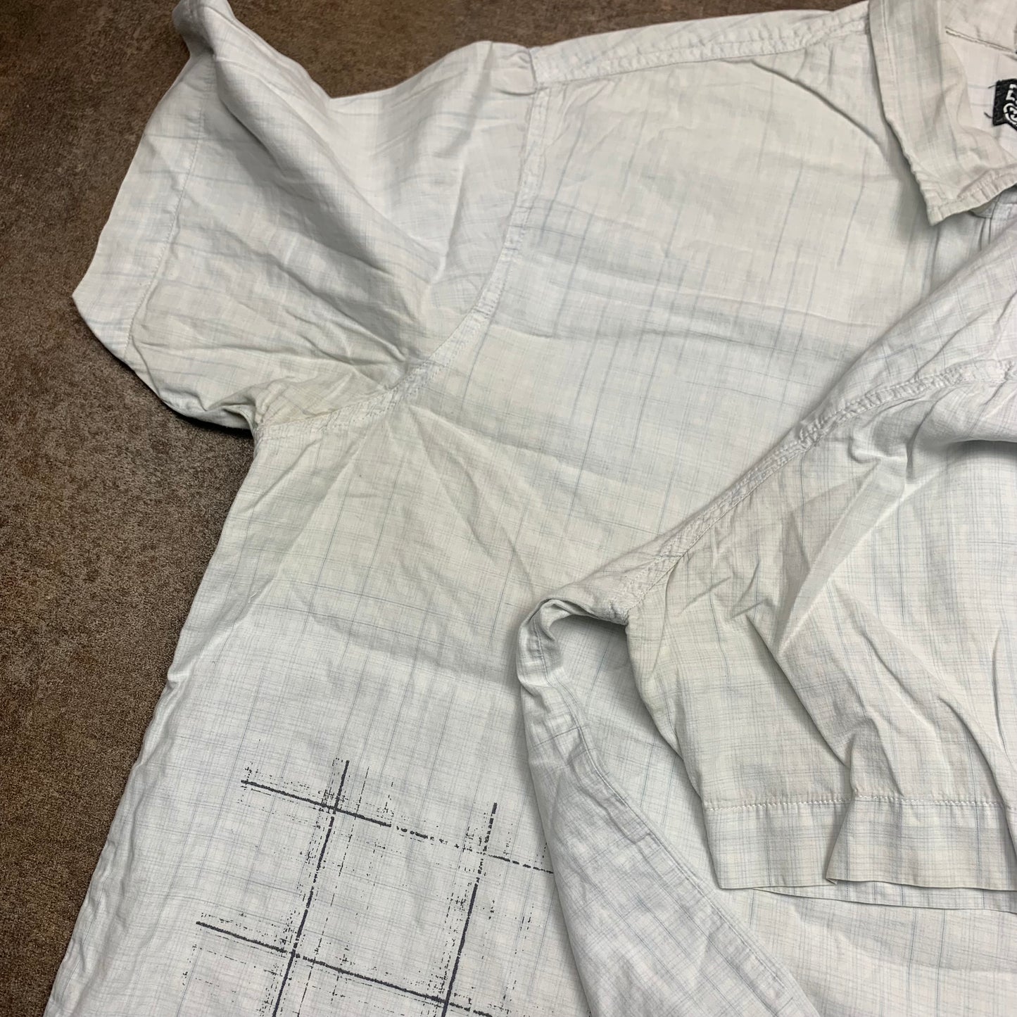 Billabong 00s white graphic button shirt